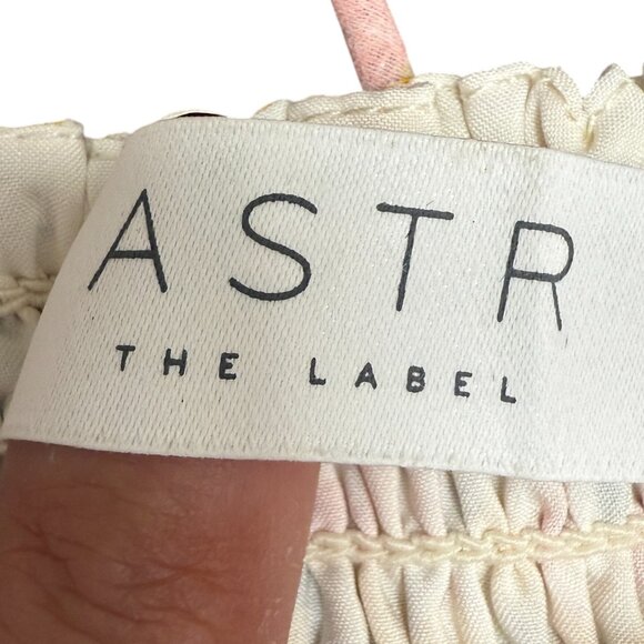 NWT Women's ASTR THE LABEL Floral Smocked Sweetheart Neckline Top | Size XL - Picture 11 of 14